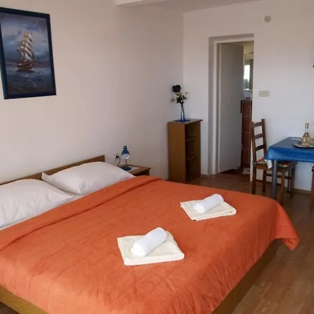 Apartment Lovely Stefi Krk Town