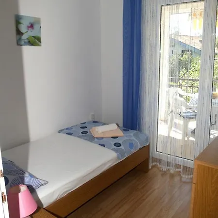Apartment Lovely Stefi Krk Town