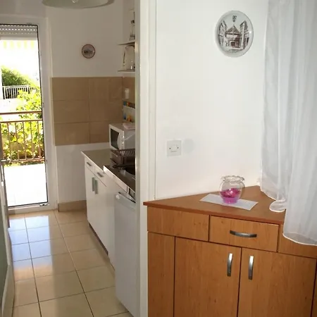Apartment Lovely Stefi Krk Town